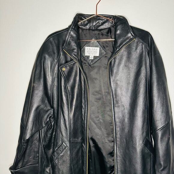 Vintage Valerie Stevens Black 100% Lamb Leather Gold Button Jacket Size Large - Picture 4 of 13